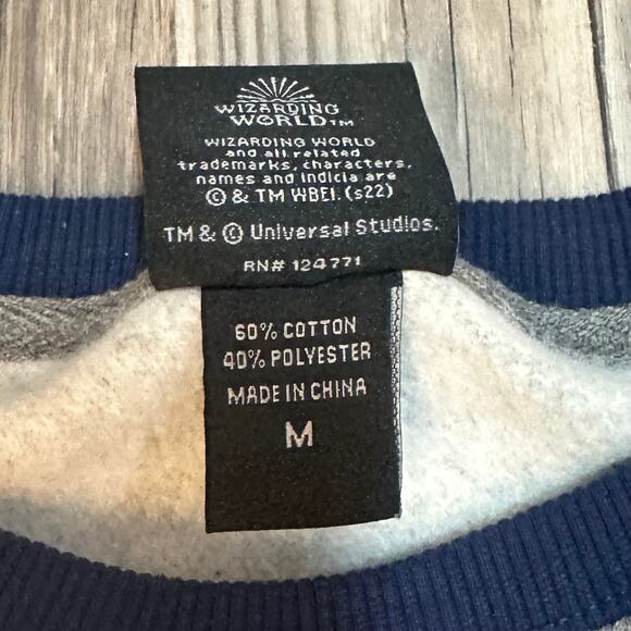 Harry Potter Universal Studios Ravenclaw Gray Pullover Sweatshirt Size Medium - Picture 3 of 8